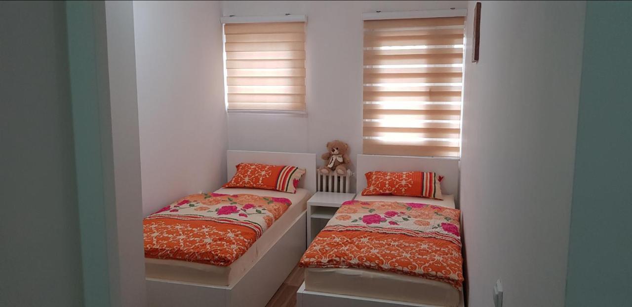Apartman Meka SJJ Extérieur photo